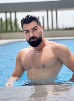 Dee alex - Male escort in Dubai Photo 2 of 5