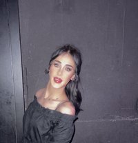 Dee Dee - Transsexual escort in Beirut