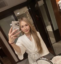 Dee Dy - Acompañantes transexual in Bangkok