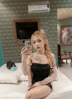 Dee Dy - Transsexual escort in Bangkok Photo 8 of 8