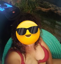 Dee - escort in Hyderabad