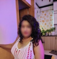 Dee - escort in Hyderabad