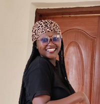 Dee - puta in Nairobi