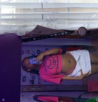 Dee - escort in Nairobi