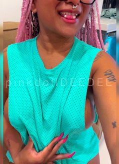DeeDee - escort in Pattaya Photo 13 of 18