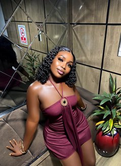 Deedi - escort in Port Harcourt Photo 3 of 3