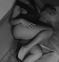 Deee - escort in Nairobi