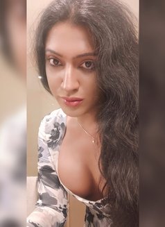 Deekshu - Transsexual escort in Bangalore Photo 18 of 22