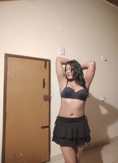 Deekshu - Transsexual escort in Bangalore Photo 10 of 13
