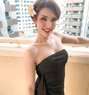 Deem both cum alos - Transsexual escort in Dubai Photo 1 of 9