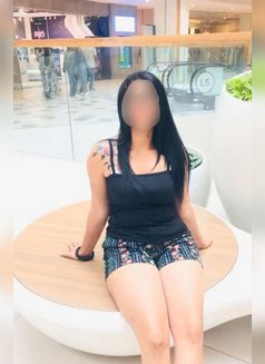 Deena Colombo - escort in Colombo Photo 4 of 7