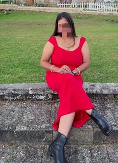 Bhabhi cam - escort in Bangalore Photo 2 of 2