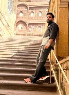 Deep Beniwal - Male escort in Jaipur Photo 1 of 3