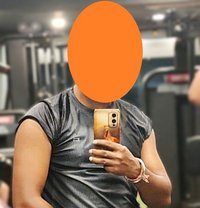 Deep Desire: Independent - Acompañantes masculino in Kolkata