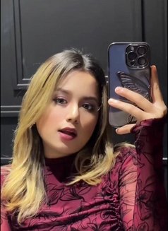 Deep - escort in Dubai Photo 1 of 1