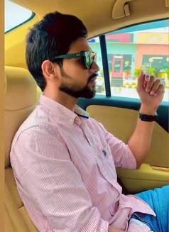 Deep - Male escort in Chandigarh Photo 3 of 6