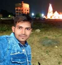 Deep - Male escort in Dubai