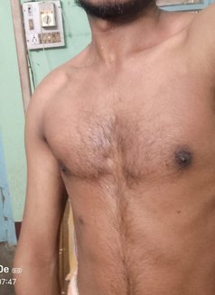 Deep - Male escort in Kolkata Photo 3 of 3