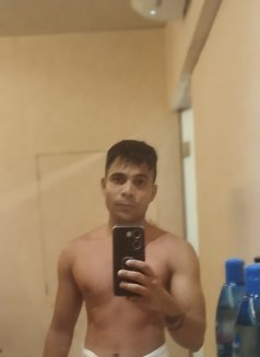 Deep - Male adult performer in Mumbai Photo 1 of 2