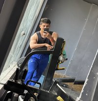 Deep - Male escort in New Delhi