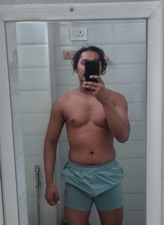 Deep Jung - Acompañantes masculino in Kathmandu Photo 1 of 1