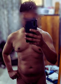 Deep Strokes Hard Strokes - Acompañantes masculino in New Delhi Photo 2 of 2