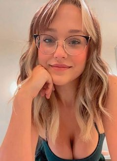 Deep Throat Bsdm Anal Miira - escort in Ho Chi Minh City Photo 2 of 3