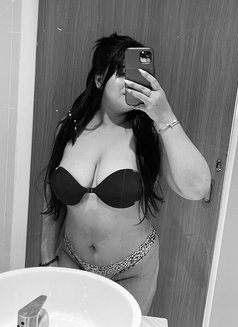 Deep throat Thai Girl Good Price - puta in Pattaya Photo 26 of 28