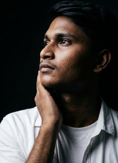 Deep Vergin Boy - Acompañantes masculino in New Delhi Photo 2 of 2