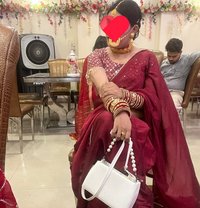 Deepa bisht Garhwali - Acompañantes transexual in Noida