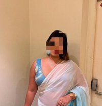 Independent Bhabhi for cam - escort in New Delhi
