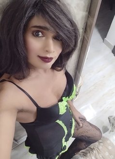 Deepa - Transsexual escort in New Delhi Photo 6 of 7