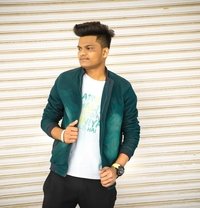 Deepak - Male escort in Chandigarh