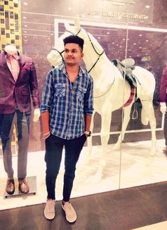 Deepak - Male escort in Chandigarh Photo 9 of 9