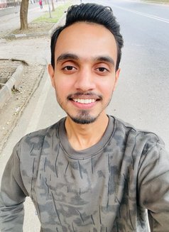 Deepak - Acompañantes masculino in New Delhi Photo 7 of 9