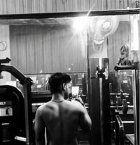 Deepak - Male escort in New Delhi