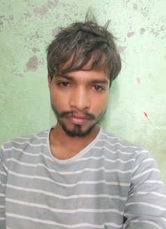 Deepak - Acompañantes masculino in New Delhi Photo 1 of 1