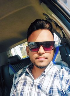 Deepak007 - Male escort in New Delhi Photo 3 of 4