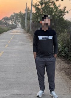Deepak27 - Male escort in Gurgaon Photo 1 of 1