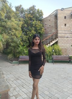 Deepali - Transsexual escort in Ahmedabad Photo 14 of 27