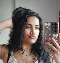 Deepali - escort in Pune