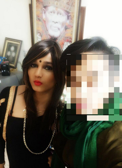 Deepanita - Transsexual escort in New Delhi Photo 6 of 12