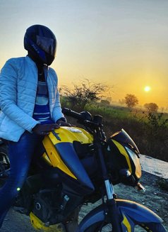 Deepanshu - Male escort in Gurgaon Photo 3 of 3