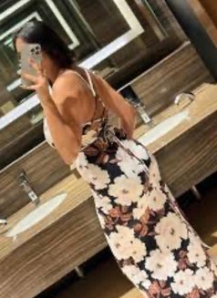 Deepi - escort in Bangalore Photo 8 of 20