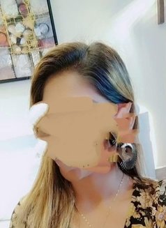 cam girl for cam and chat fun - escort in Chennai Photo 1 of 1