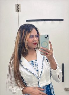 Deepika escort agency service - escort agency in Kolkata Photo 4 of 8