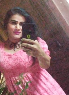 Deepika - Transsexual escort in Bangalore Photo 4 of 4