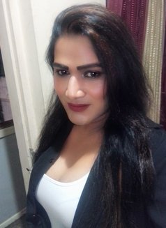 Deepika - Transsexual escort in Bangalore Photo 1 of 2