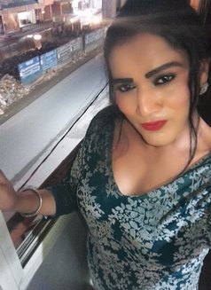 Deepika - Transsexual escort in Bangalore Photo 2 of 2