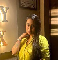 Priyanka, - puta in Navi Mumbai Photo 3 of 3